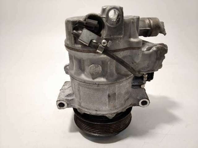 MERCEDES 0008304002 Compresor de aire acondicionado  disponible Valladolid