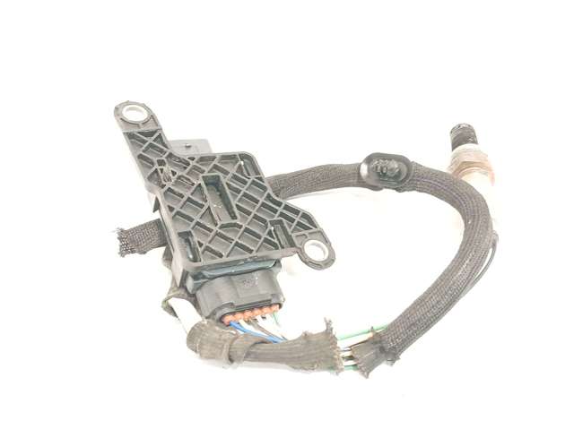 0281006851 Sensor de óxidos de nitrógeno NOx delantero  disponible Utrera