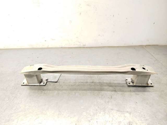 12776325 GM Refuerzo parachoques trasero  en stock Gandía