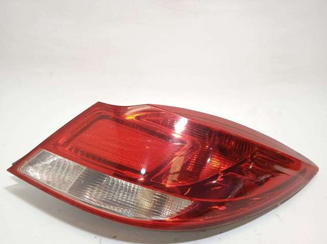 Comprar  Insignia  G09