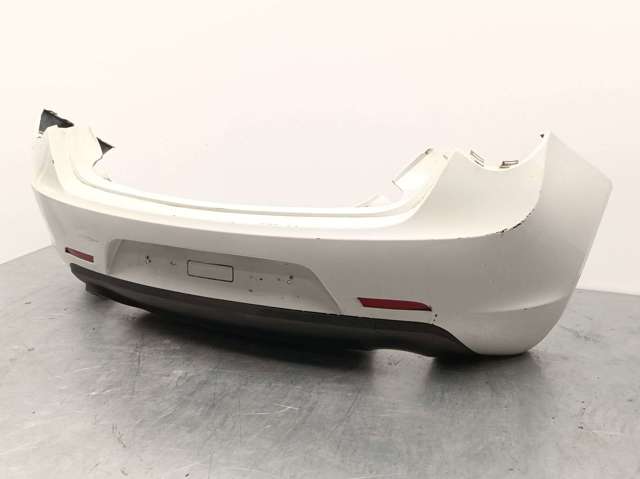 156093406 FIAT Parachoques trasero  en stock Córdoba