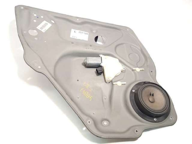1697301579 Mercedes