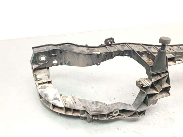 Comprar Panel de soporte del radiador y montaje de faros Ford Escape  DM2 a bajo precio
