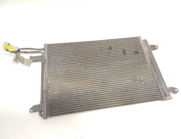 1K0820411S Condensador aire acondicionado comprar Sevilla