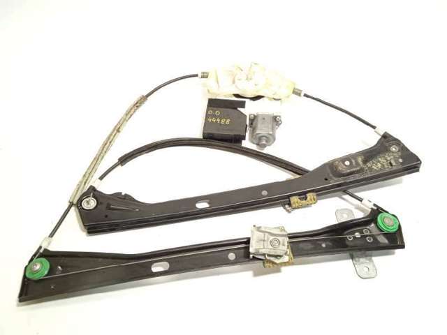 1K0959792L Motor del elevalunas de la puerta delantera derecha  disponible Burgos