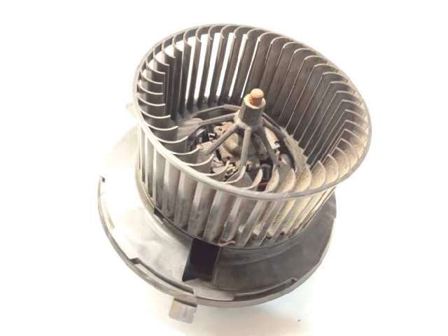 VAG 1K1819015F Ventilador habitáculo  en stock Terrassa