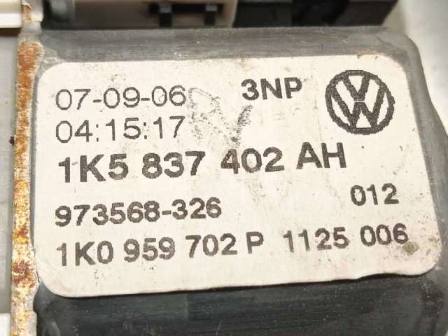 1K5837402AH Motor del elevalunas de la puerta delantera derecha  en stock Sabadell