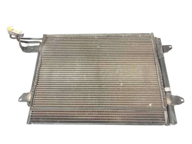 VAG 1T0820411B Condensador de aire acondicionado  disponible Valladolid