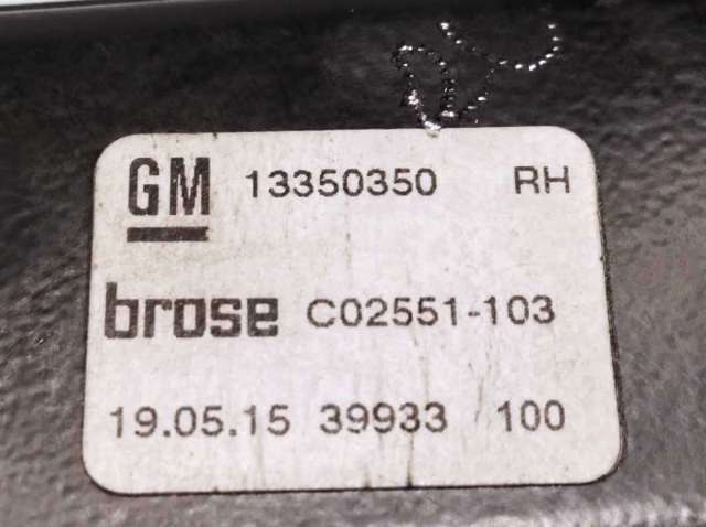 OPEL 20951582 Motor del elevalunas de la puerta delantera derecha  en stock Terrassa