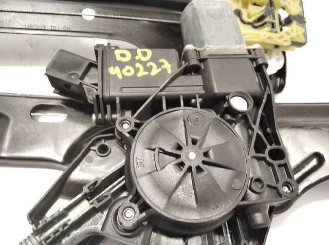 OPEL 20951582 Motor del elevalunas de la puerta delantera derecha  disponible España