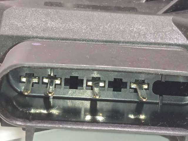 FORD 2099461 Cerradura de puerta trasera izquierda comprar Barcelona