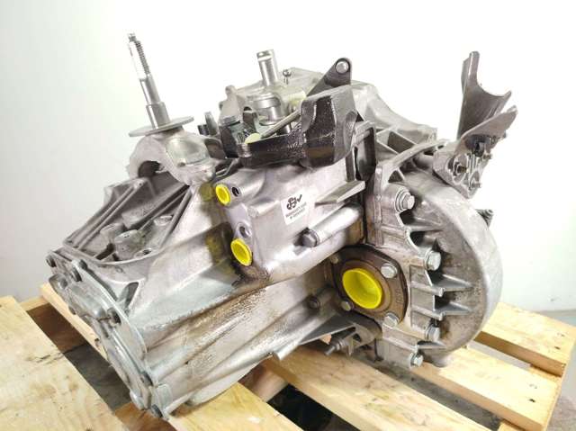 20MB26 PEUGEOT Caja de cambios  en stock Córdoba