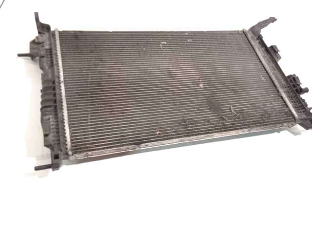 214100002R Radiador  en stock Granada