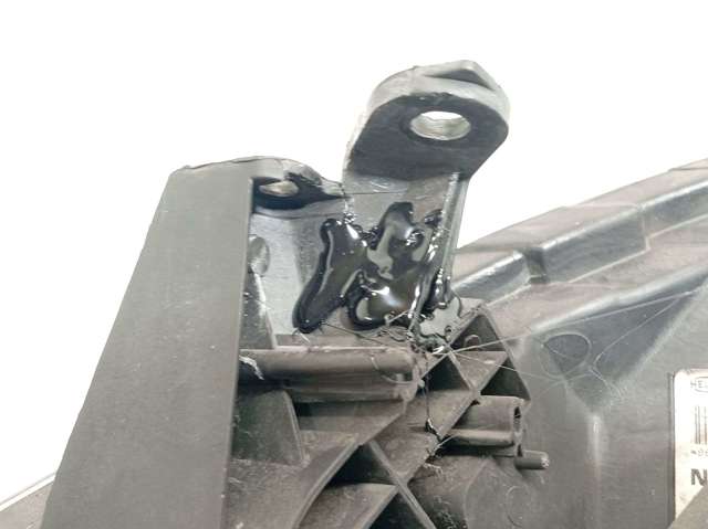 Luz derecha Nissan Tiida  (2007-2012)