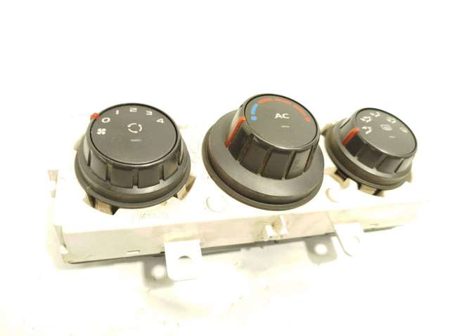 275100013R Unidad de control aire acondicionado  en stock Castellón