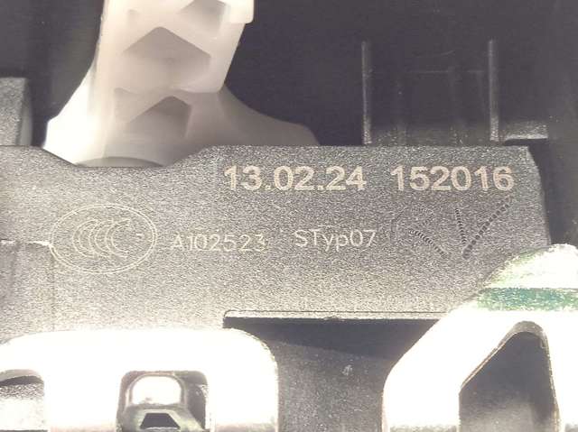 VAG 2G6827505B9B9 Cerradura de tapa de maletero  comprar en Albacete