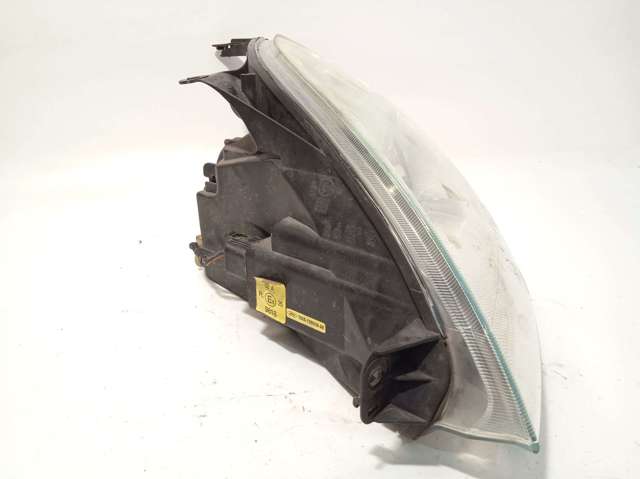 Precio del repuesto Faros delantero izquierdo Fiesta IV hatchback