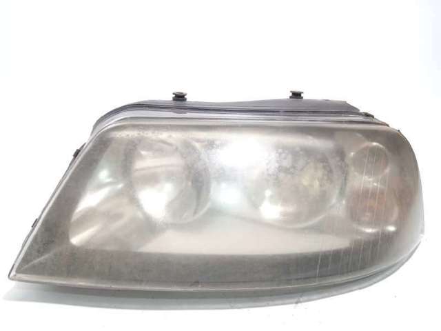 Faro delantero izquierdo 301182211 VAG