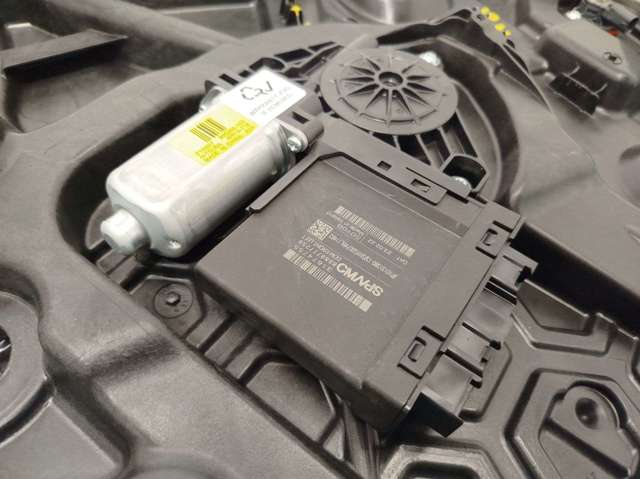 Comprar Mecanismo de elevalunas de la puerta delantera izquierda Volvo XC40  536 a bajo precio