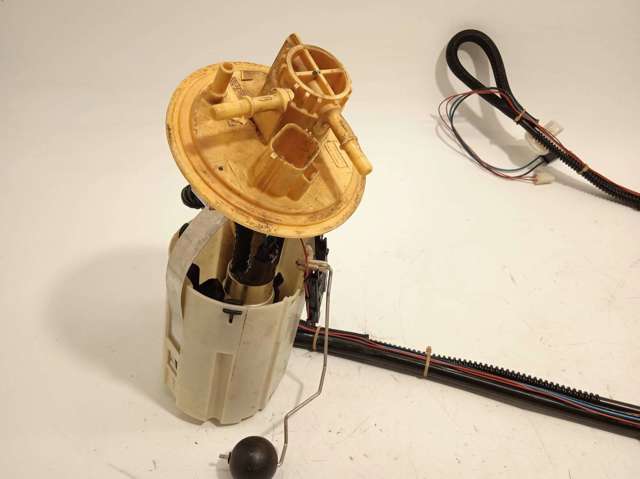 Bomba de combustible 30761743 VOLVO