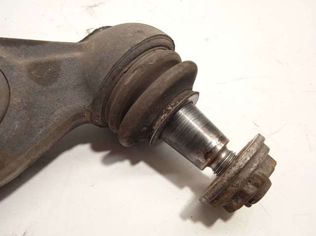 Brazo inferior izquierdo de la suspensión delantera 31126771893 BMW
