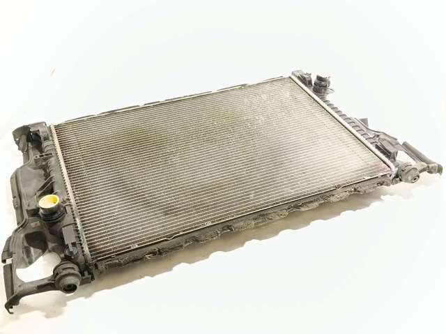 31368059 VOLVO Radiador comprar Alcalá