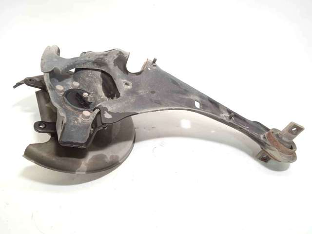 Cubo de rueda, Eje trasero 3785A063 MITSUBISHI