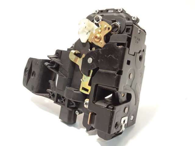 Cerradura de puerta delantera derecha 3B1837016 VAG
