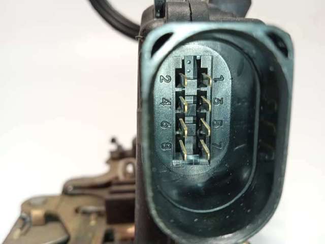 Cerradura de puerta delantera derecha 3B1837016A VAG