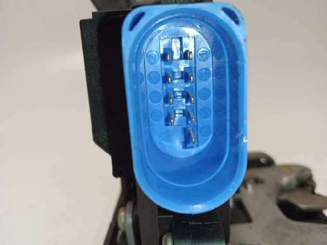 3D1837015 VAG Cerradura de puerta delantera izquierda  disponible Alicante