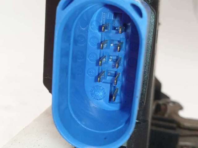 3D1837015A VAG Cerradura de puerta delantera izquierda  disponible Vigo