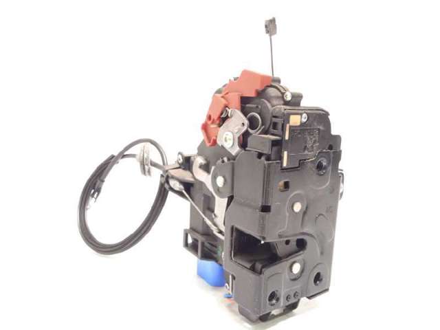 3D1837016AC VAG Cerradura de puerta delantera derecha  disponible Alicante