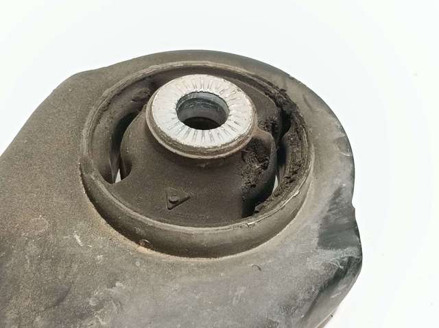 VAG 3Q0407152S Brazo inferior derecho de la suspensión delantera  disponible Lugo
