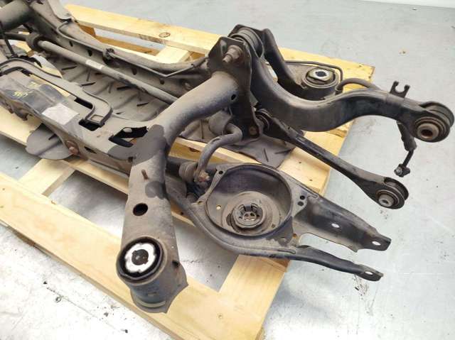 3Q0505235Q VAG Puente trasero  en stock Gandía