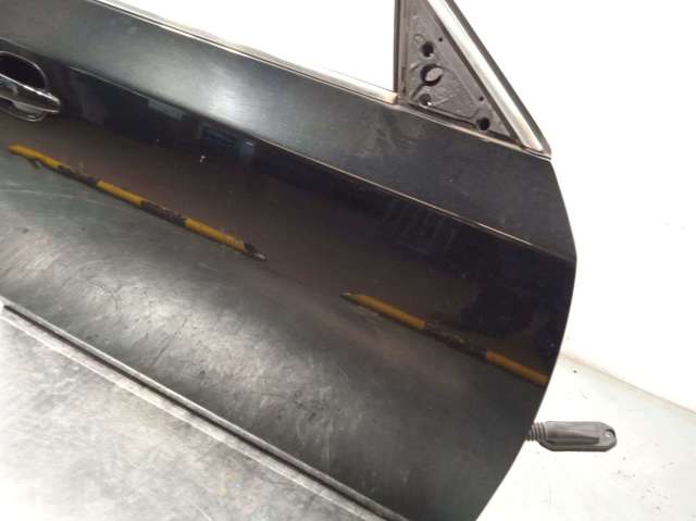 41515A2A3A6 BMW Puerta delantera derecha  en stock Córdoba