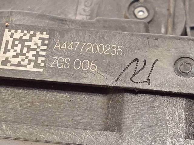 4477200235 Mercedes