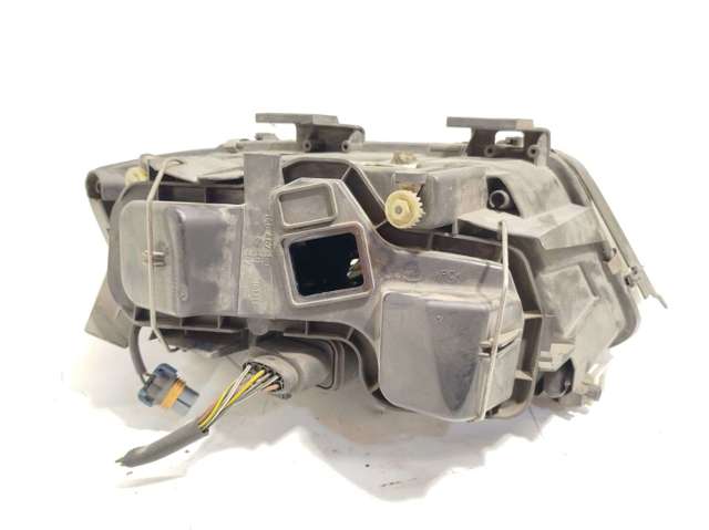 Comprar Faro izquierdo Audi A6  4B2, 4B4 a bajo precio