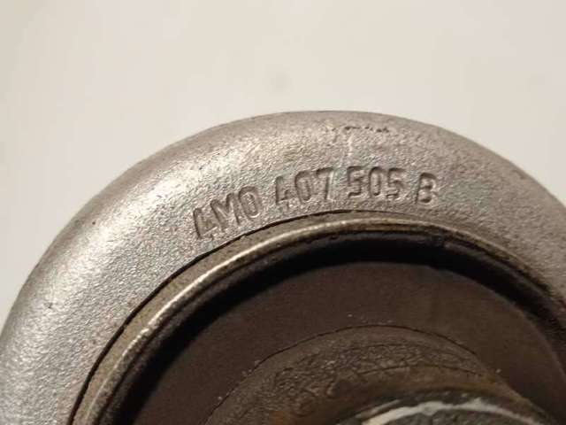 4M0407505B Brazo superior izquierdo de la suspensión delantera comprar Girona