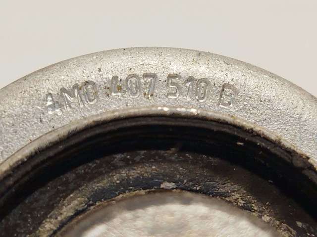 4M0407510B VAG Brazo superior derecho de la suspensión delantera comprar Bilbao