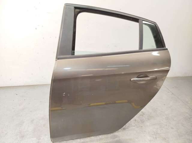 51751201 Puerta trasera izquierda  comprar en Zaragoza