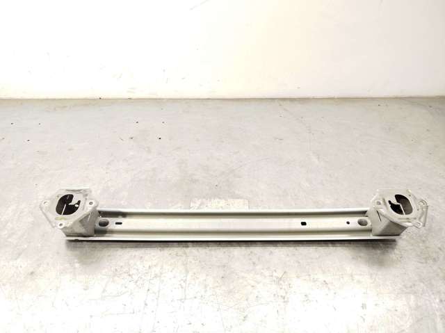 Refuerzo parachoques trasero para Toyota Yaris P21