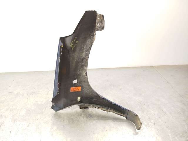 Aleta delantera izquierda 5381242150 TOYOTA