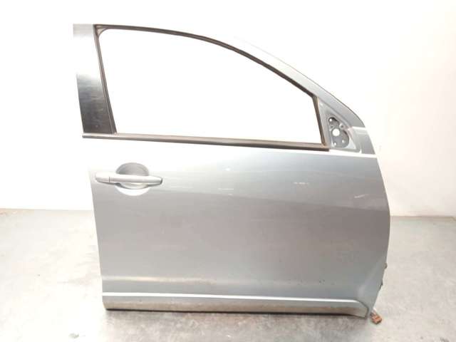 5700A278 MITSUBISHI Puerta delantera derecha  en stock Córdoba