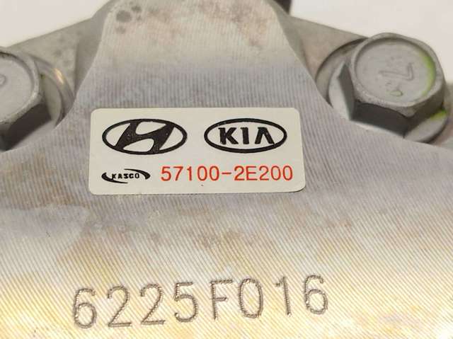 Bomba hidráulica de dirección 571002E200 HYUNDAI