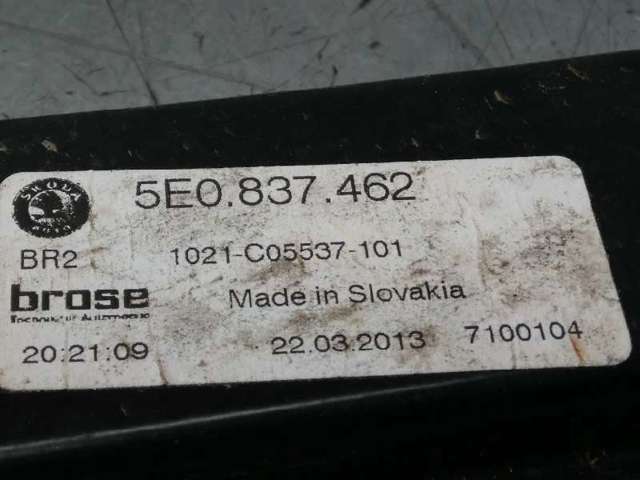 5E0837462 VAG Mecanismo de elevalunas de la puerta delantera derecha  disponible Vigo