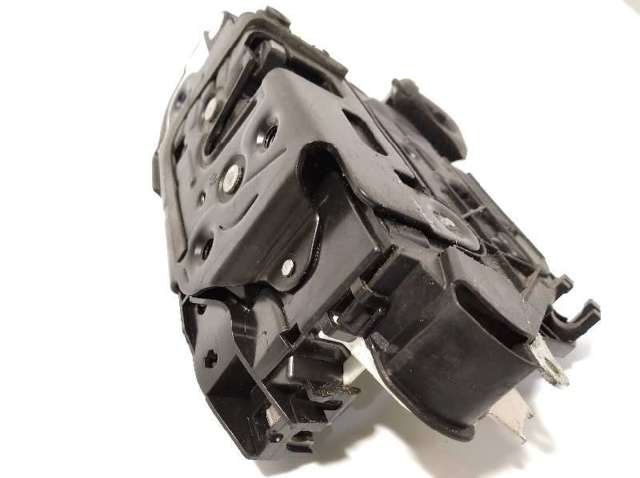 5K4839015Q Cerradura de puerta trasera izquierda  disponible Málaga