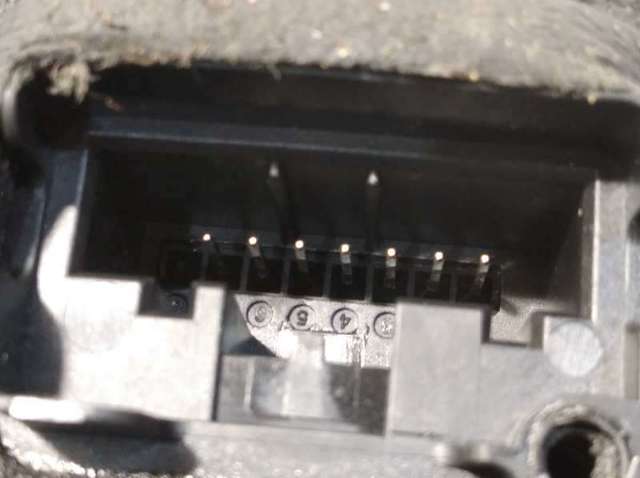 5K4839015Q Cerradura de puerta trasera izquierda  disponible Burgos