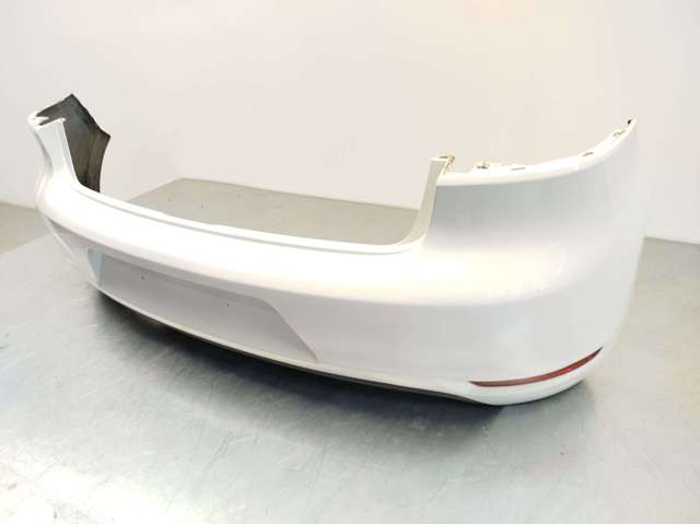 Paragolpes trasero 5K6807417GGRU VAG