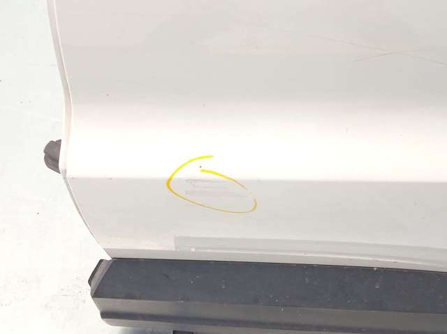 5N0833055A VAG Puerta trasera izquierda  en stock Córdoba