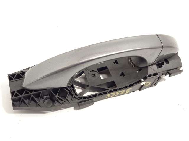 Soporte de manija exterior de puerta delantera derecha 5N0839885H VAG